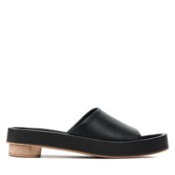 Klapki GINO ROSSI. Czarne klapki damskie Gino Rossi, bez wzorów, bez obcasa. Za 299.99 zł.