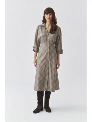 TATUUM Sukienka koszulowa w kolorze beżowym rozmiar: 36. Brązowe sukienki damskie Tatuum, bez wzorów, z wiskozy, bez kołnierzyka, bez ramiączek, midi, koszulowe. Za 196.24 zł.