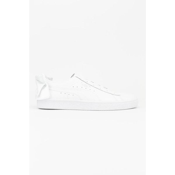PUMA Basket Bow Wns ZLN 0298 – Damskie trampki ze skóry, białe. Białe trampki i tenisówki damskie Puma, bez wzorów, ze skóry. Za 293.99 zł.