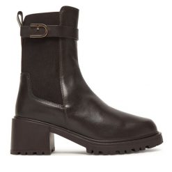 Sztyblety Furla. Brązowe botki damskie Furla, bez obcasa, na słupku, bez zapięcia. Za 1,389.00 zł.