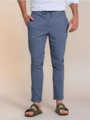Spodnie jogger - granatowy. Niebieskie spodnie materiałowe męskie Sinsay, bez wzorów. Za 49.99 zł.