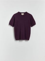 Sweter z krótkim rękawem z dodatkiem wełny - ciemnofioletowy. Fioletowe swetry męskie Reserved, l, bez wzorów, z dzianiny, bez kołnierzyka. Za 149.99 zł.