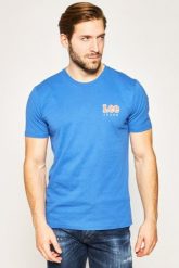 LEE CHEST LOGO TEE MĘSKI T-SHIRT SUMMER BLUE L64RFENJ 112115899. Niebieskie t-shirty męskie Lee, l, bez wzorów, bez kołnierzyka. Za 69.99 zł.