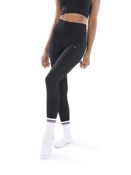 Athleas Legginsy sportowe "Mya" w kolorze czarnym rozmiar: M/L. Czarne legginsy damskie Athleas, l, bez wzorów, z materiału. Za 130.99 zł.