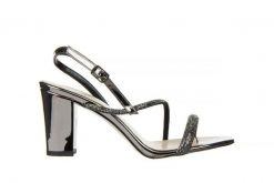 Sandały Bayla-187 380-1701 Platinum 187086, Czarny, Skóra ekologiczna - 37. Czarne sandały damskie Bayla, bez wzorów, z lakierowanej skóry, bez obcasa, na obcasie. W wyprzedaży za 170.10 zł.