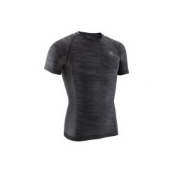 Koszulka do biegania SKINCARE Kiprun męska. Czarne t-shirty sportowe męskie KALENJI, m, z elastanu, bez ramiączek, do biegania. Za 59.99 zł.