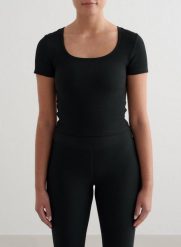 Damski top szybkoschnący, second skin, prążkowany Ribbed Performance czarny. Czarne topy sportowe damskie Aim'n, s, bez wzorów, z dzianiny, bez ramiączek. Za 159.00 zł.