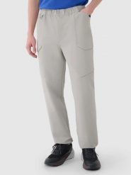 SPODNIE MĘSKIE CASUALOWE 4F XXL TTROM0998. Spodnie materiałowe męskie 4f, bez wzorów, sportowe. Za 189.99 zł.