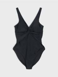 Jednoczęściowy strój kąpielowy z ozdobnym marszczeniem - czarny. Czarne stroje jednoczęściowe damskie Sinsay, l, bez wzorów. Za 49.99 zł.