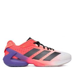 Buty halowe adidas. Czerwone buty sportowe na co dzień męskie Adidas, bez zapięcia. Za 649.99 zł.
