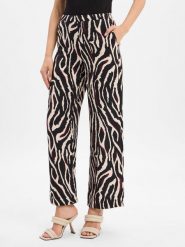 Comma casual identity spodnie z tkaniny Kobiety beżowy|czerwony|czarny, 42. Brązowe spodnie materiałowe damskie comma casual identity, bez wzorów, z tkaniny, casualowe. Za 229.95 zł.