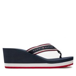 Japonki Tommy Hilfiger. Niebieskie klapki damskie Tommy Hilfiger, bez wzorów, bez obcasa. Za 189.99 zł.
