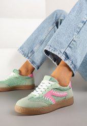 Jasnozielone Sneakersy Kultowe Tenisówki z Ozdobnymi Przeszyciami i Tweedem Koriarea. Zielone trampki i tenisówki damskie Born2be, bez wzorów, z jeansu. Za 89.99 zł.