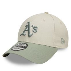 Czapka z daszkiem New Era. Brązowe czapki z daszkiem damskie New Era, bez wzorów. Za 109.99 zł.