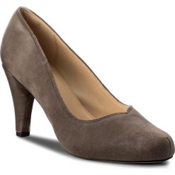 Półbuty CLARKS - Dalia Rose 261322694 Taupe Suede. Brązowe półbuty damskie Clarks, bez wzorów, ze skóry ekologicznej, bez obcasa, na obcasie. W wyprzedaży za 249.00 zł.