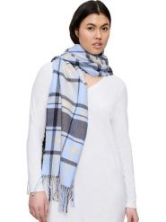 Triumph Szal w kolorze błękitno-granatowym rozmiar: 36-42. Niebieskie szaliki i kominy damskie Triumph, bez wzorów, z materiału. Za 117.73 zł.