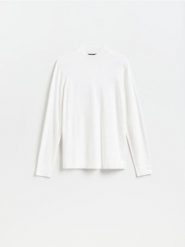 Gładki sweter z półgolfem - biały. Białe swetry męskie Reserved, l, bez wzorów, z dzianiny, bez kołnierzyka. Za 129.99 zł.