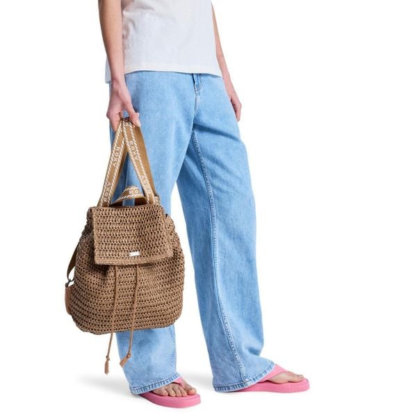 Średni plecak dla Kobiety SPOTLESS SUNNIES 14L Brązowy. Brązowe plecaki damskie Roxy, bez wzorów, z tkaniny. Za 169.99 zł.