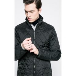 G-Star Raw - Kurtka. Czarne kurtki męskie G-Star Raw, m, bez wzorów, z materiału, retro, bez kaptura. W wyprzedaży za 429.90 zł.