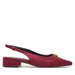Sandały Nine West. Czerwone sandały damskie Nine West, bez wzorów, bez obcasa, na płaskiej podeszwie. Za 199.99 zł.