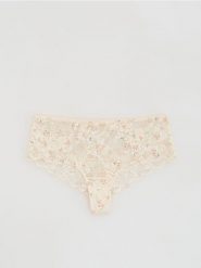 Koronkowe majtki szorty - złamana biel. Szorty damskie Reserved, bez wzorów, z koronki. Za 49.99 zł.