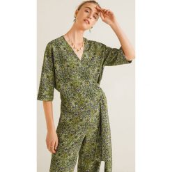 Mango - Bluzka Leonie. Zielone bluzki damskie Mango, l, bez wzorów, z poliesteru, casualowe, bez kołnierzyka, bez ramiączek. W wyprzedaży za 59.90 zł.