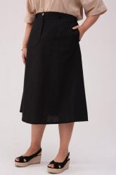 Czarna lniana spódnica Lena PLUS SIZE OVERSIZE XXL. Czarne spódniczki damskie Moda Size Plus Iwanek, l, bez wzorów, ze lnu, eleganckie, plus size, midi, dopasowane. Za 349.90 zł.