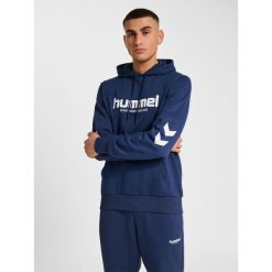 Bluza z kapturem Hummel Legacy 2.0. Niebieskie bluzy z kapturem męskie HUMMEL. Za 246.00 zł.