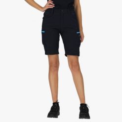 Szorty Outdoor Hiking damska Swedemount Glittertind Shorts szybkoschnące. Niebieskie szorty damskie SWEDEMOUNT, bez wzorów, z tkaniny, sportowe. Za 249.99 zł.