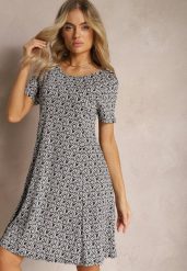 Czarno-Biała Wiskozowa Sukienka o Rozkloszowanym Fasonie z Ornamentalnym Wzorem Jasminas. Czarne sukienki damskie Renee, l, bez wzorów, z wiskozy, boho, bez kołnierzyka, bez ramiączek, mini, rozkloszowane. W wyprzedaży za 41.99 zł.