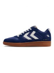 Sneakersy Hummel St. Power Play SP. Niebieskie obuwie trekkingowe damskie HUMMEL. Za 248.40 zł.
