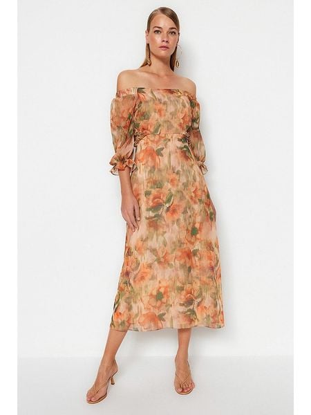 Trendyol Sukienka w kolorze brzoskwiniowo-zielonym rozmiar: 36. Pomarańczowe sukienki damskie Trendyol, bez wzorów, bez kołnierzyka, bez ramiączek, maxi. Za 117.73 zł.