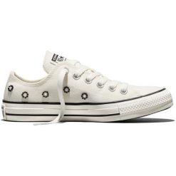 Buty sportowe Converse Chuck Taylor All Star. Białe buty sportowe na co dzień damskie Converse, z materiału, bez zapięcia. Za 590.00 zł.