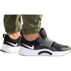 Buty Nike Renew Retaliation 4 DH0606-001 czarne. Czarne buty sportowe na co dzień męskie z gumy, bez zapięcia. Za 495.74 zł.