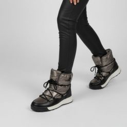 Śniegowce damskie Big Star, z połączenia materiału tekstylnego i syntetycznego z pikowaną cholewką klasycznym sznurowaniem, czarne, KK274275. Czarne śniegowce damskie Big Star, z futra. Za 185.00 zł.