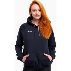Bluza sportowa damska Nike Park 20 Hoodie. Niebieskie bluzy bez kaptura damskie Nike, bez wzorów, bez ramiączek, bez kaptura. Za 246.93 zł.