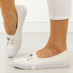 Białe tenisówki damskie Lee Cooper 3447. Białe trampki i tenisówki damskie Lee Cooper, bez wzorów, z tkaniny. Za 149.00 zł.