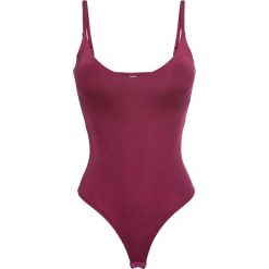 Body ze stringami bonprix czerwony rododendron. Fioletowe body damskie bonprix, bez wzorów. Za 21.99 zł.