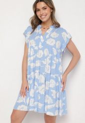 Jasnoniebieska Bawełniana Sukienka o Kroju Oversize w Kwiaty Liralea. Niebieskie sukienki damskie Born2be, na co dzień, l, bez wzorów, z bawełny, klasyczne, bez kołnierzyka, bez ramiączek, midi, oversize. W wyprzedaży za 43.99 zł.
