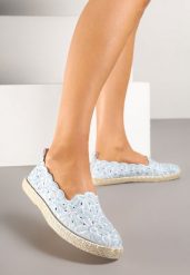 Jasnoniebieskie Plecione Espadryle Vices z Kwiatowym Motywem z Ażurowymi Wycięciami Honavia. Niebieskie espadryle damskie Renee, w ażurowe wzory, z jeansu, bez obcasa. Za 44.99 zł.