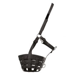 Muszka dla kucy na pastwisku Waldhausen. Czarne krawaty i muchy męskie WALDHAUSEN, bez wzorów, sportowe. Za 179.00 zł.