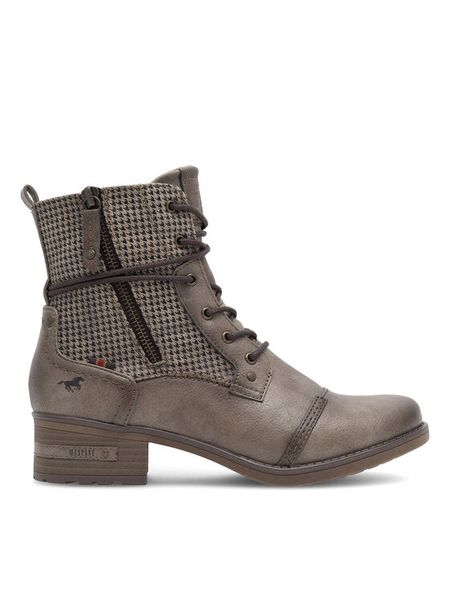 Mustang Trzewiki 1229-510 Szary. Szare botki damskie Mustang, z materiału, bez obcasa, na płaskiej podeszwie, bez zapięcia. Za 349.99 zł.