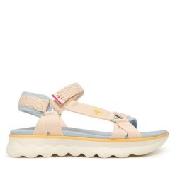 Sandały Tamaris. Brązowe sandały damskie Tamaris, bez wzorów, bez obcasa, na płaskiej podeszwie. Za 299.99 zł.