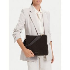 Torebka GINO ROSSI. Brązowe torebki klasyczne damskie Gino Rossi, bez wzorów, bez dodatków. Za 499.99 zł.
