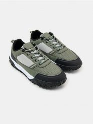 Rekreacyjne buty trekkingowe - wielobarwny. Buty trekkingowe męskie Sinsay, bez zapięcia, trekkingowe. Za 99.99 zł.