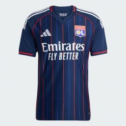Koszulka Olympique Lyonnais 25/26 Away. Niebieskie t-shirty sportowe męskie Adidas, l, z materiału, bez ramiączek, do piłki nożnej. Za 439.00 zł.