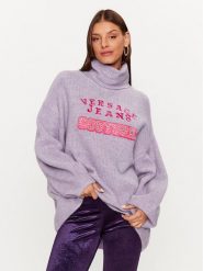 Versace Jeans Couture Golf 75HAFM08 Fioletowy Oversize. Fioletowe golfy damskie Versace Jeans Couture, s, bez wzorów, z jeansu, bez ramiączek. Za 3,569.00 zł.