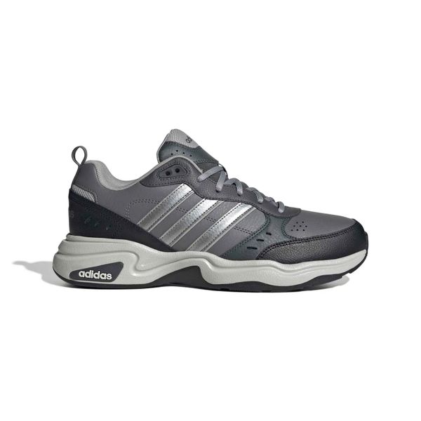 Buty męskie ADIDAS STRUTTER 44. Szare buty sportowe na co dzień męskie Adidas, z materiału, bez zapięcia, trekkingowe. Za 299.00 zł.