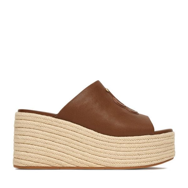 Espadryle Badura. Brązowe espadryle damskie Badura, bez wzorów, bez obcasa. Za 349.99 zł.