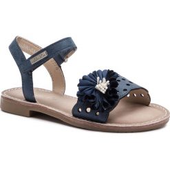 Sandały NELLI BLU CS2590-03. Niebieskie sandały dziewczęce Nelli Blu, ze skóry ekologicznej, bez zapięcia. Za 49.99 zł.